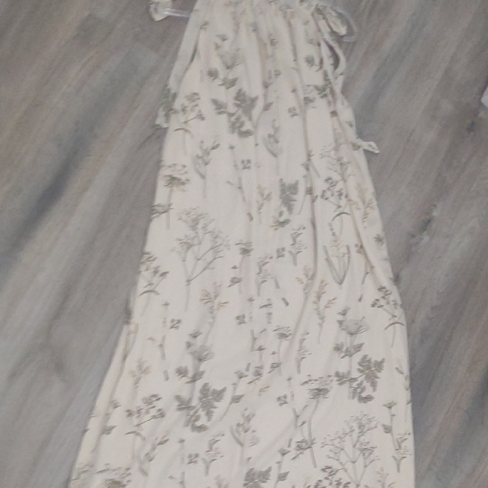 H&M Cream Floral Maxi Dress